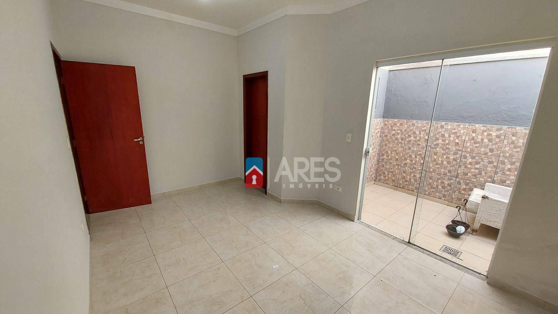 Casa para alugar com 2 quartos, 100m² - Foto 7