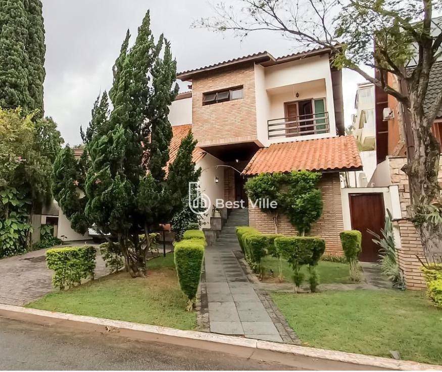 Casa de Condomínio à venda e aluguel com 4 quartos, 358m² - Foto 1