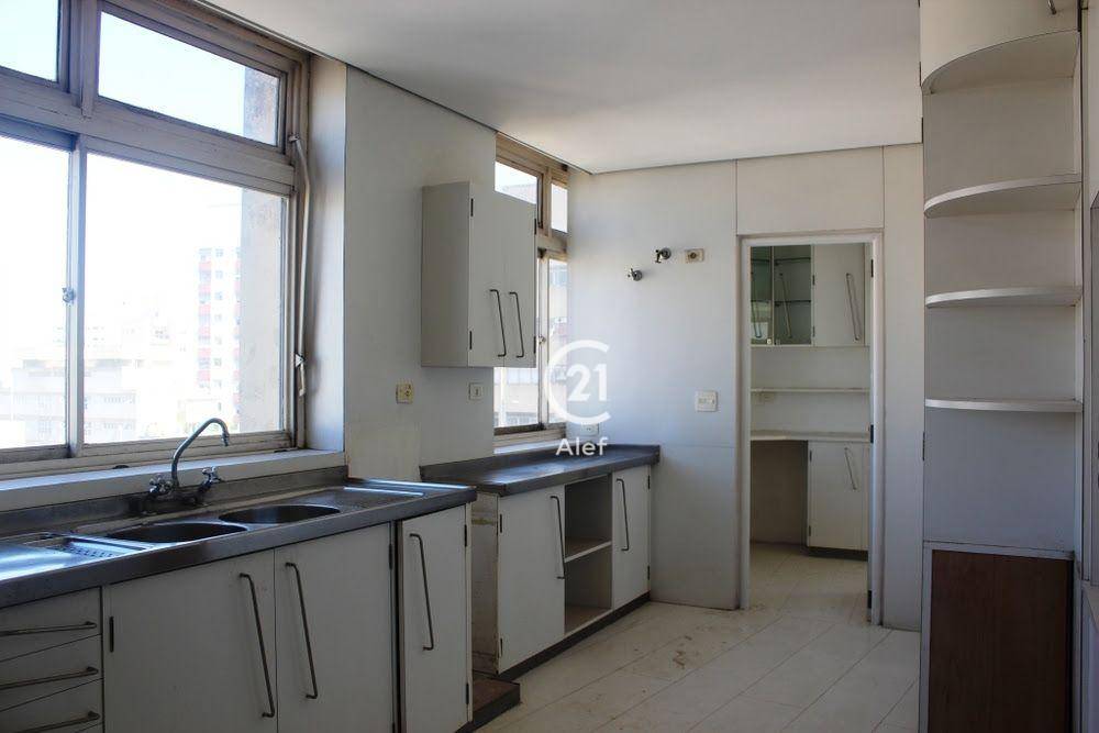 Apartamento à venda com 3 quartos, 642m² - Foto 25