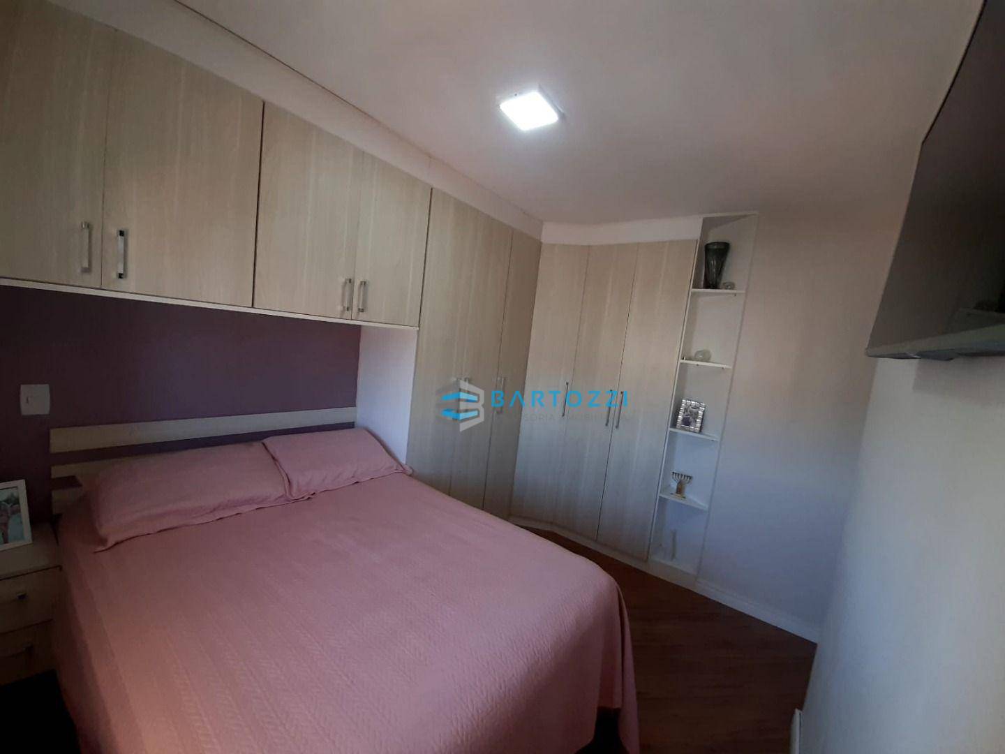 Apartamento à venda com 2 quartos, 58m² - Foto 13