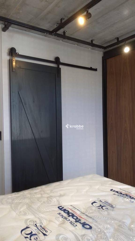 Apartamento à venda com 2 quartos, 94m² - Foto 15