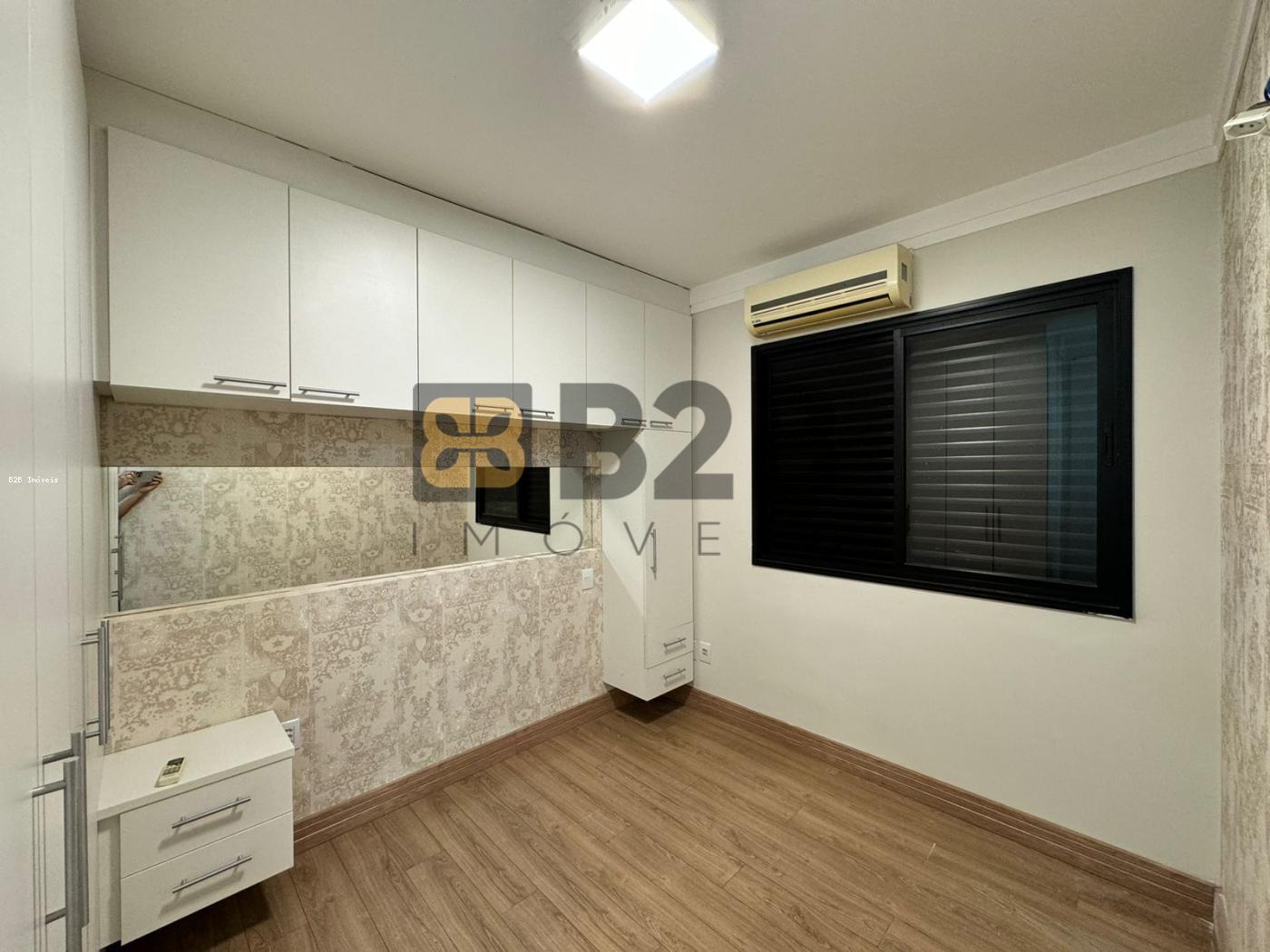 Apartamento à venda com 3 quartos, 107m² - Foto 4