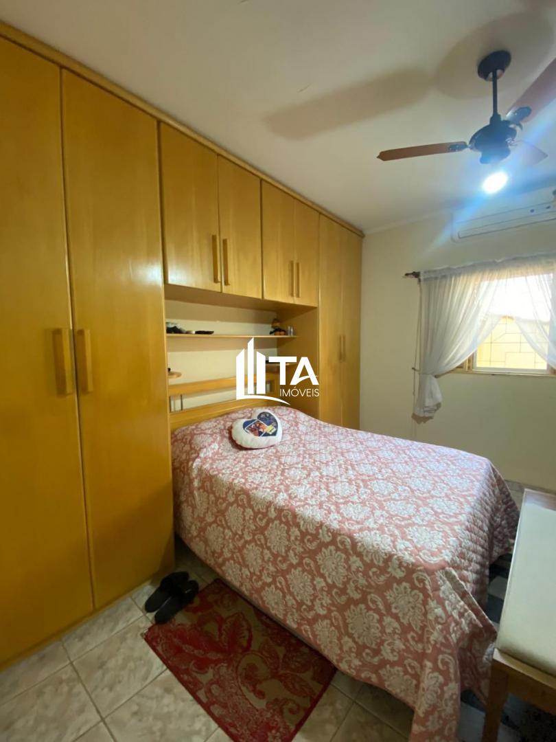 Casa à venda com 3 quartos, 180m² - Foto 18