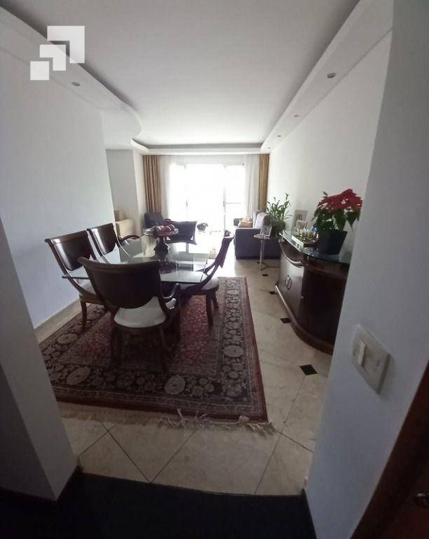 Apartamento à venda com 3 quartos, 115m² - Foto 6