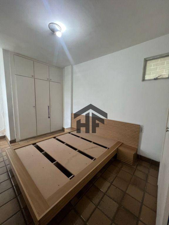 Apartamento à venda com 3 quartos, 168m² - Foto 14