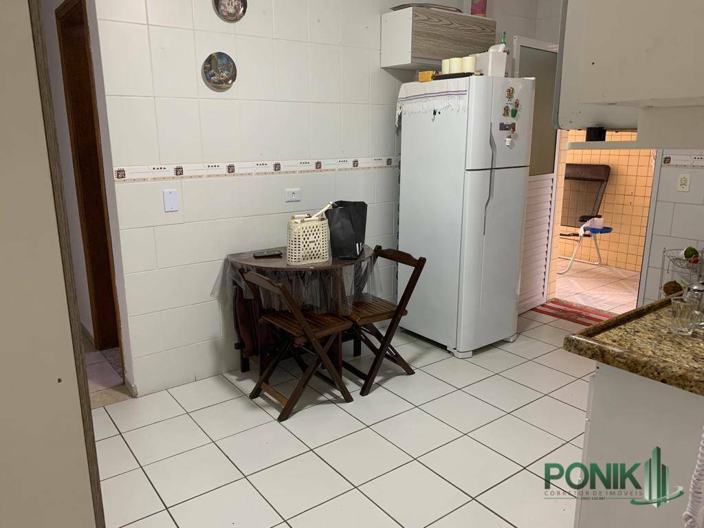 Apartamento à venda com 2 quartos, 185m² - Foto 3