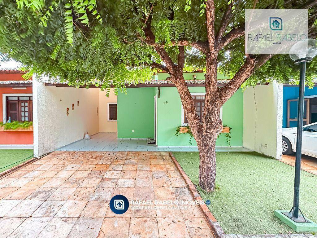 Casa de Condomínio à venda com 3 quartos, 81m² - Foto 1