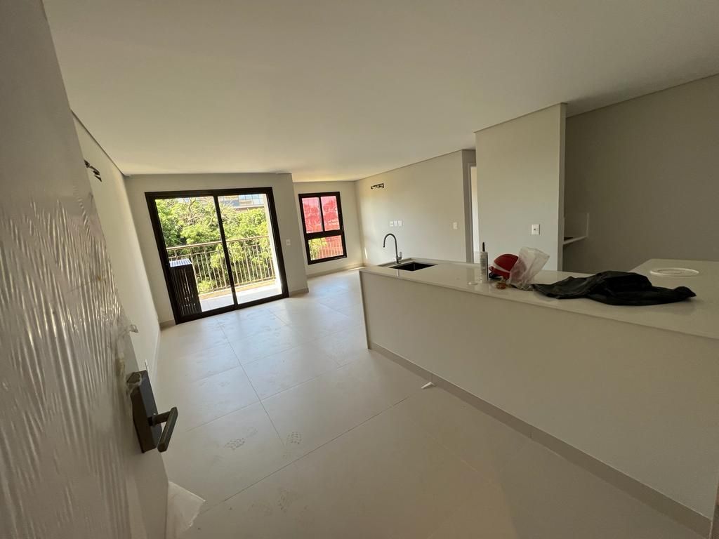 Apartamento à venda com 2 quartos, 83m² - Foto 10