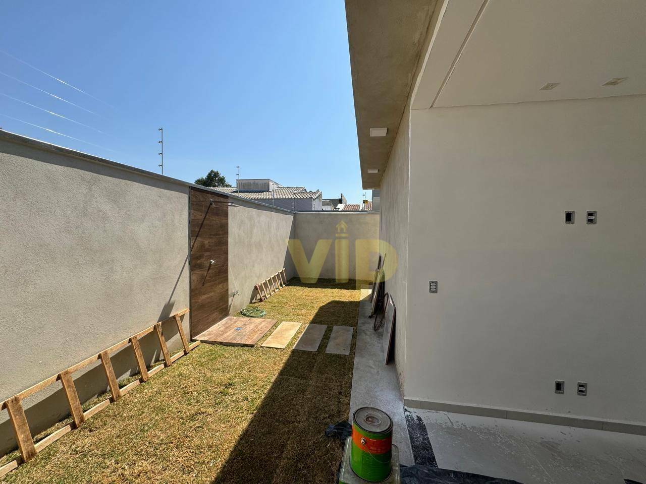 Casa à venda com 3 quartos, 127m² - Foto 8