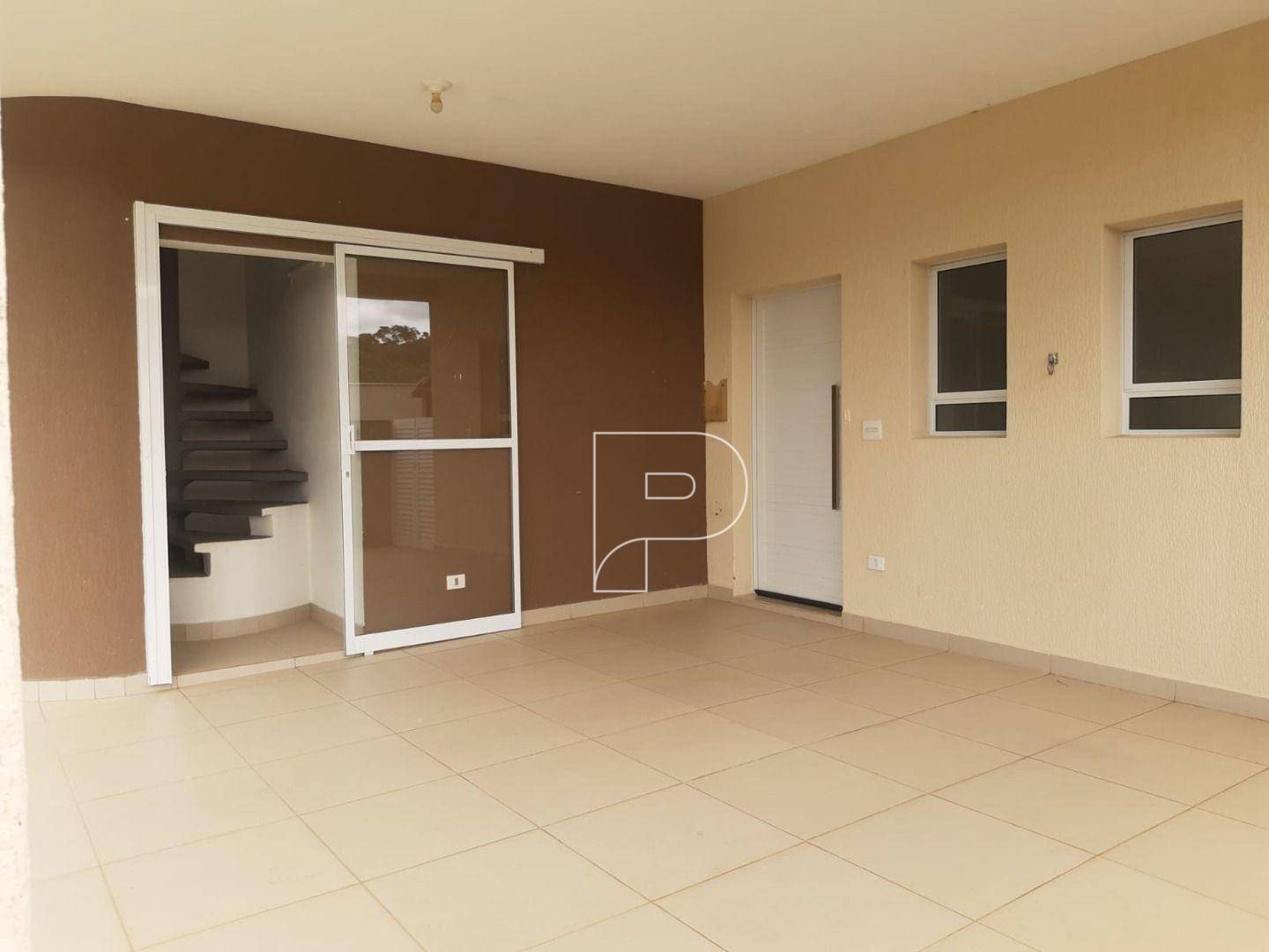 Casa de Condomínio à venda com 3 quartos, 217m² - Foto 3