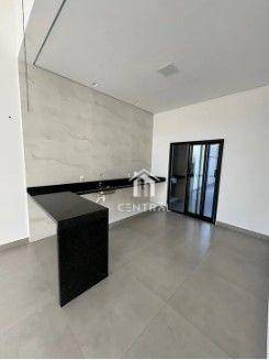 Casa de Condomínio à venda com 3 quartos, 200m² - Foto 4