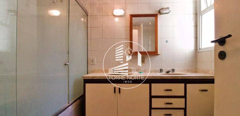 Apartamento à venda com 4 quartos, 219m² - Foto 11