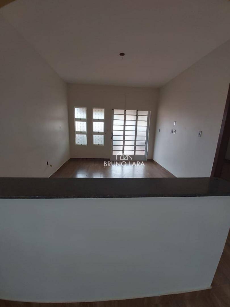 Casa à venda com 3 quartos, 165m² - Foto 8