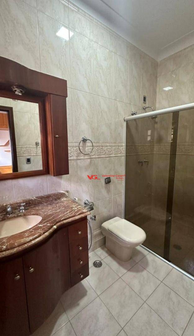 Sobrado à venda e aluguel com 5 quartos, 368m² - Foto 20