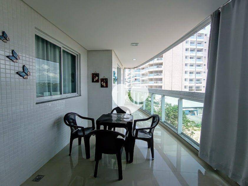 Apartamento para alugar com 3 quartos, 140m² - Foto 8