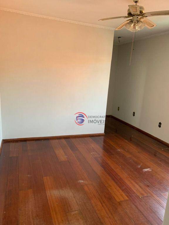 Sobrado à venda com 4 quartos, 232m² - Foto 7