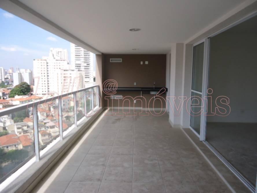 Apartamento à venda com 3 quartos, 136m² - Foto 1