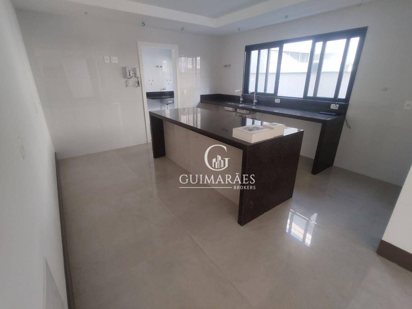 Casa de Condomínio à venda com 5 quartos, 469m² - Foto 4