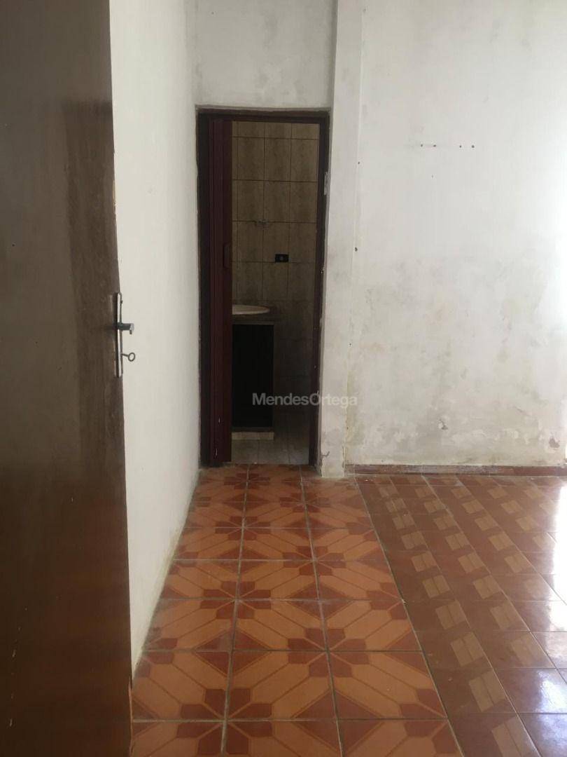 Casa à venda com 2 quartos, 216m² - Foto 12