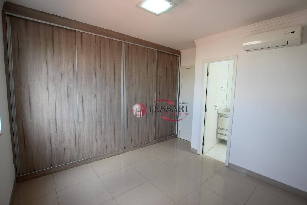 Apartamento à venda com 3 quartos, 104m² - Foto 17