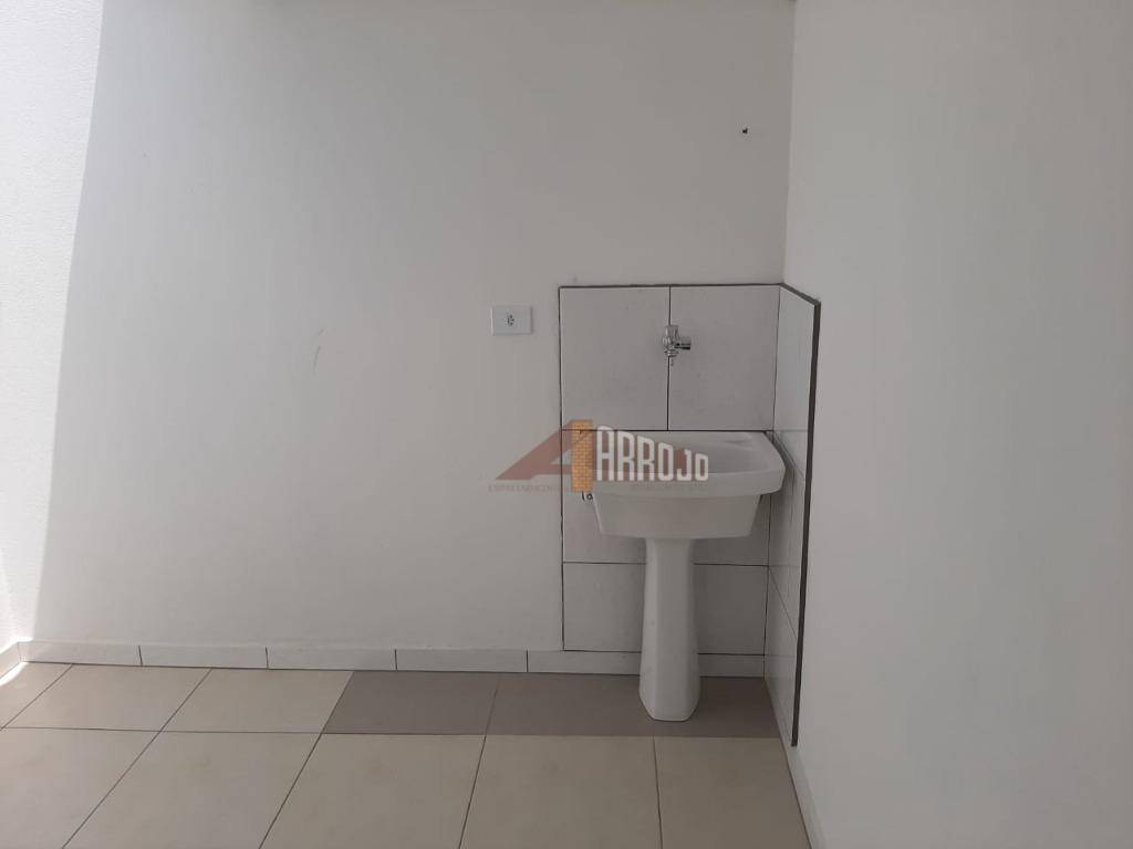 Casa à venda com 4 quartos, 120m² - Foto 10