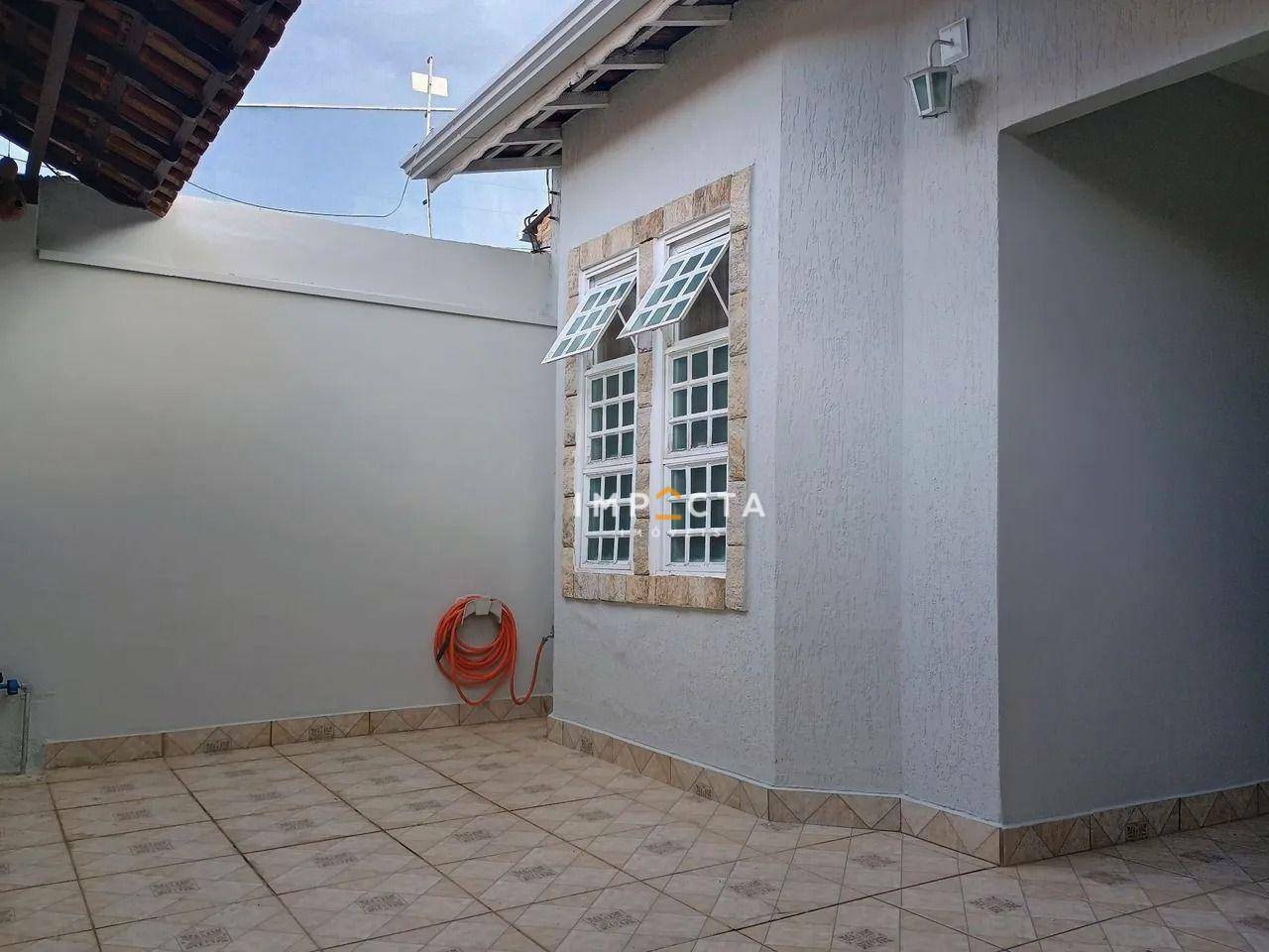 Casa à venda com 3 quartos, 118m² - Foto 3