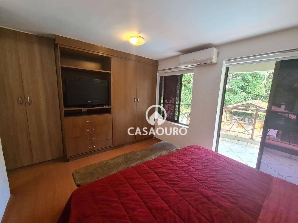 Casa de Condomínio à venda com 3 quartos, 350m² - Foto 26