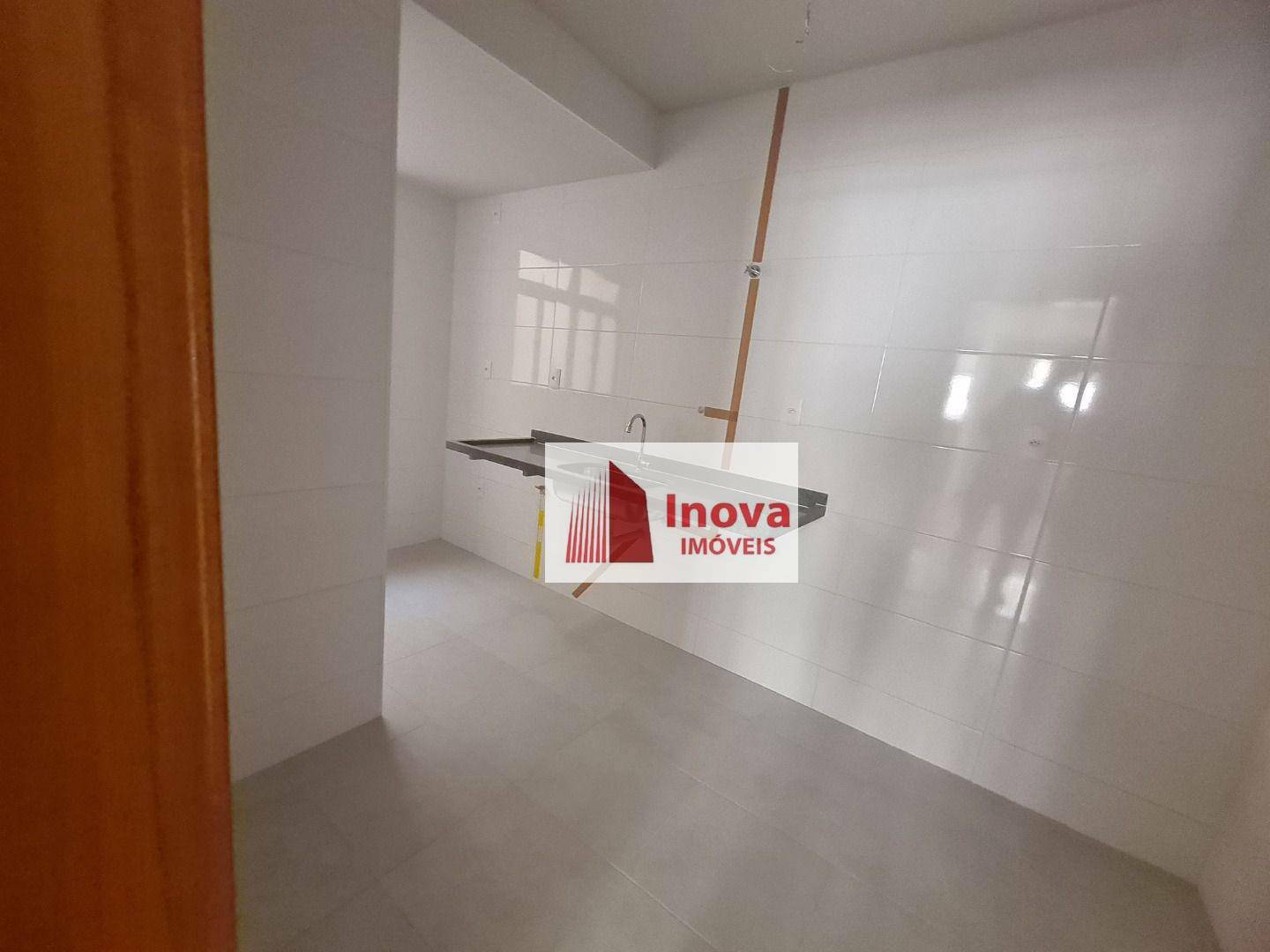 Apartamento à venda com 2 quartos, 77m² - Foto 13