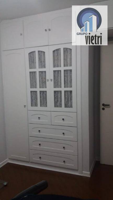 Apartamento à venda com 2 quartos, 55m² - Foto 17