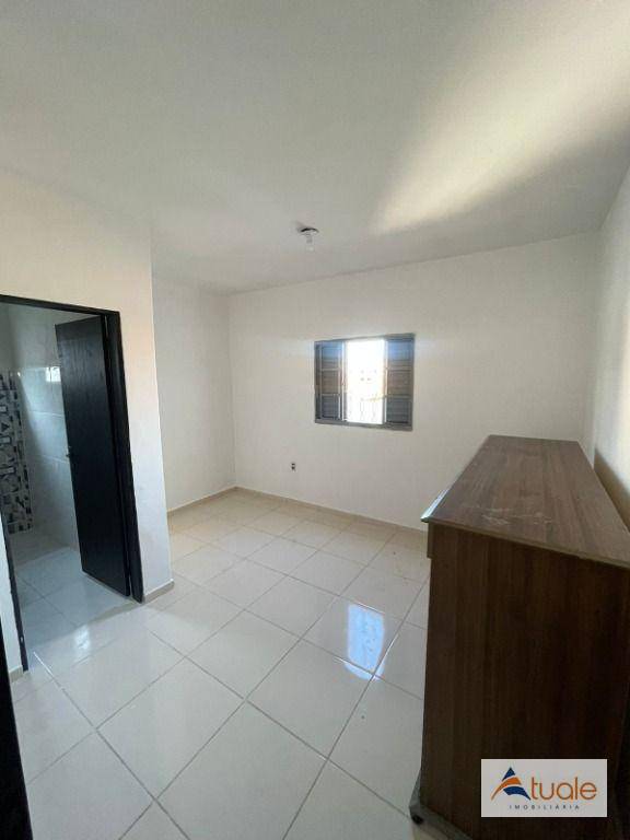 Casa à venda com 2 quartos, 140m² - Foto 2