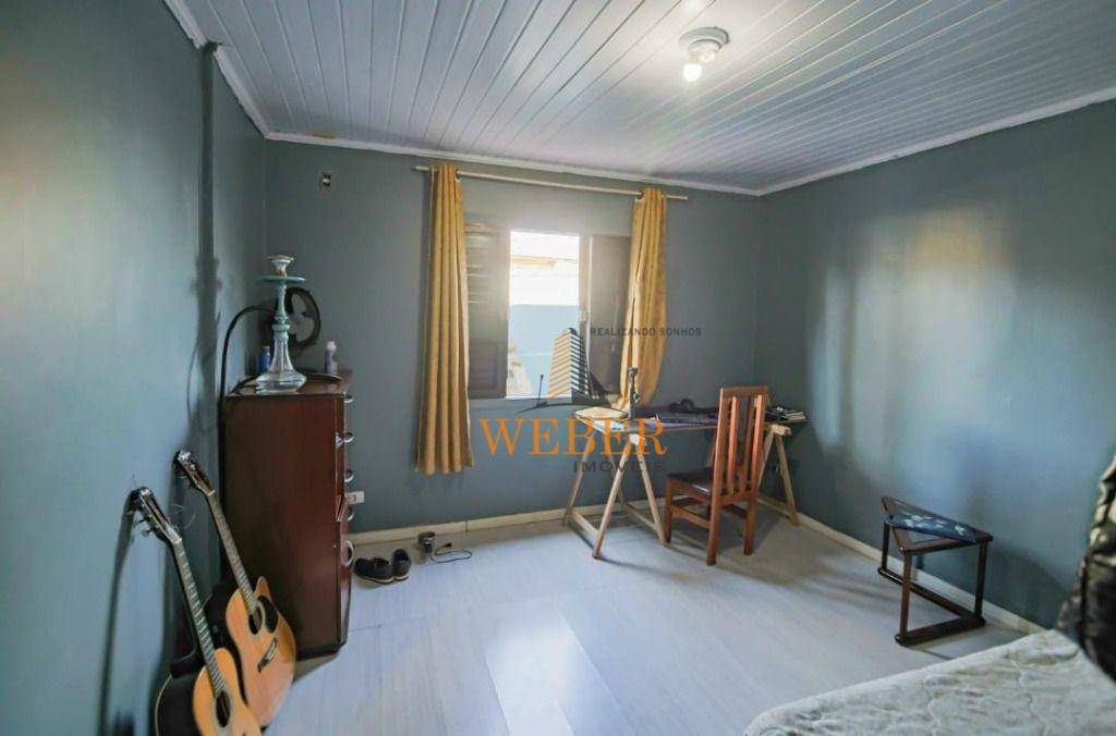 Casa à venda com 3 quartos, 220m² - Foto 13