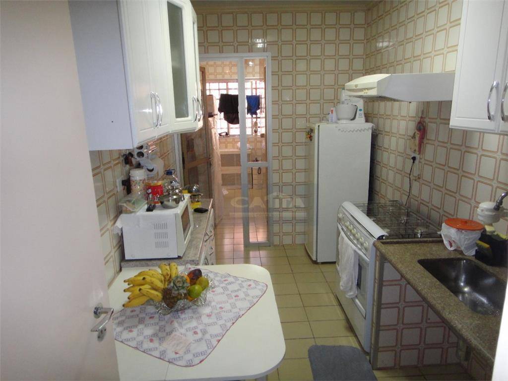 Apartamento à venda com 3 quartos, 80m² - Foto 4