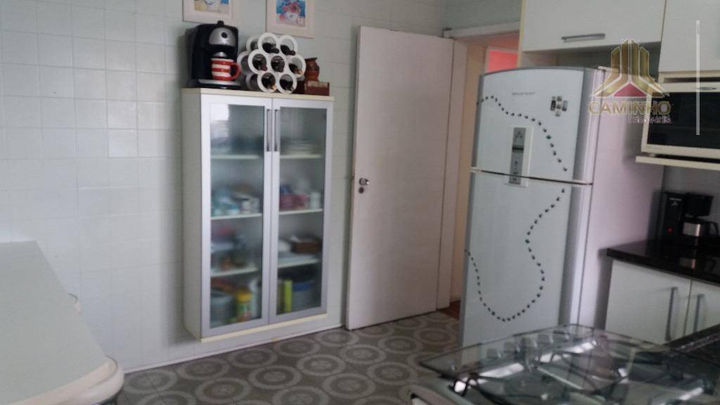 Apartamento à venda com 3 quartos, 117m² - Foto 26