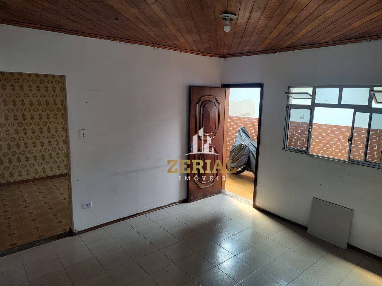 Casa à venda com 2 quartos, 327m² - Foto 1