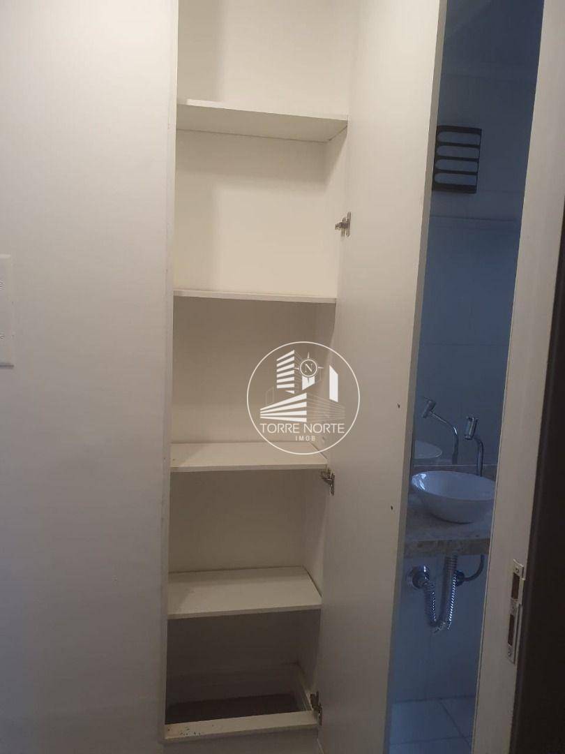 Apartamento à venda com 1 quarto, 40m² - Foto 8