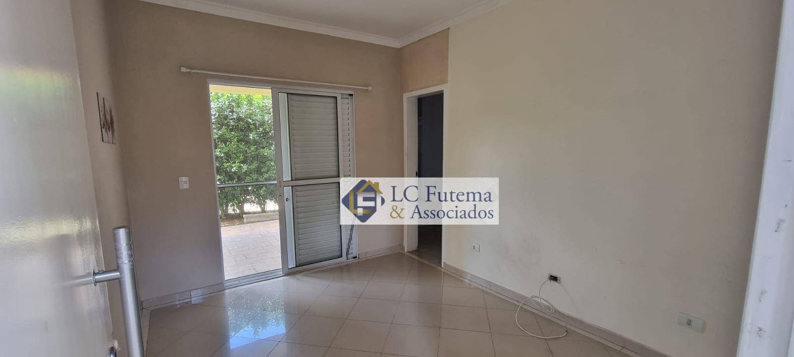 Casa de Condomínio à venda com 4 quartos, 400m² - Foto 8