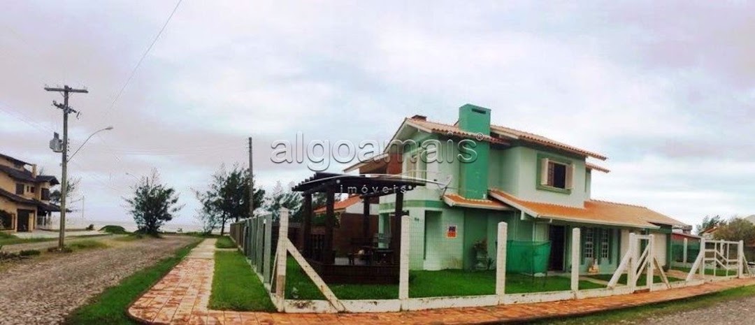 Casa à venda com 3 quartos, 165m² - Foto 2