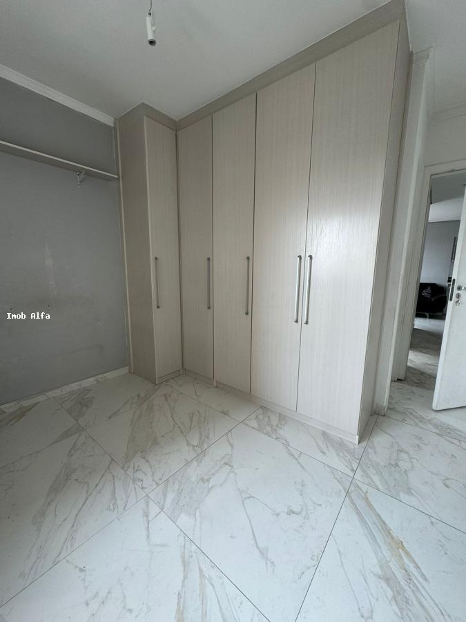 Apartamento à venda com 3 quartos, 66m² - Foto 2