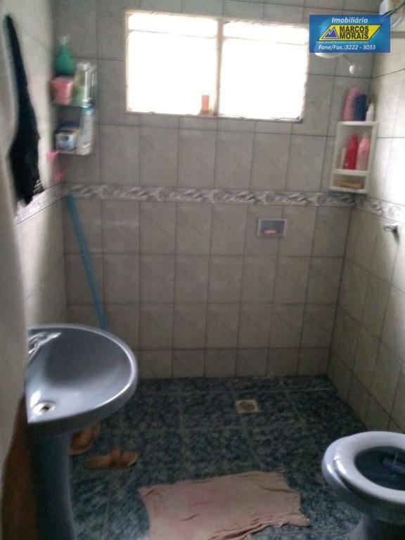 Casa à venda com 2 quartos, 160m² - Foto 8