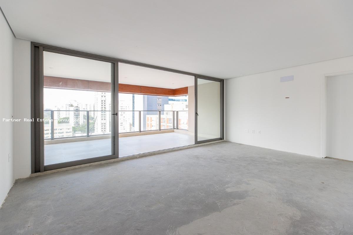 Apartamento à venda com 4 quartos, 232m² - Foto 42