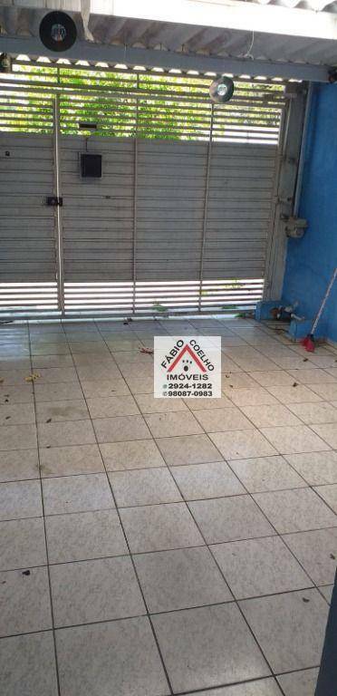 Sobrado à venda com 2 quartos, 90m² - Foto 4