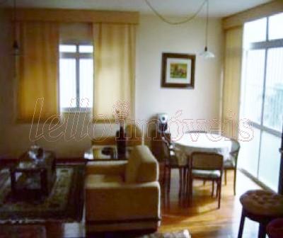 Apartamento à venda com 3 quartos, 216m² - Foto 3