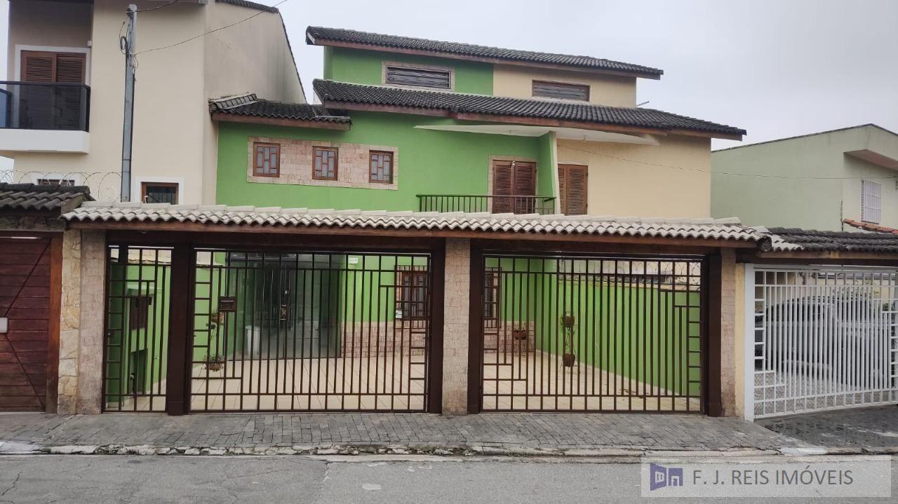 Sobrado à venda com 3 quartos, 180m² - Foto 1