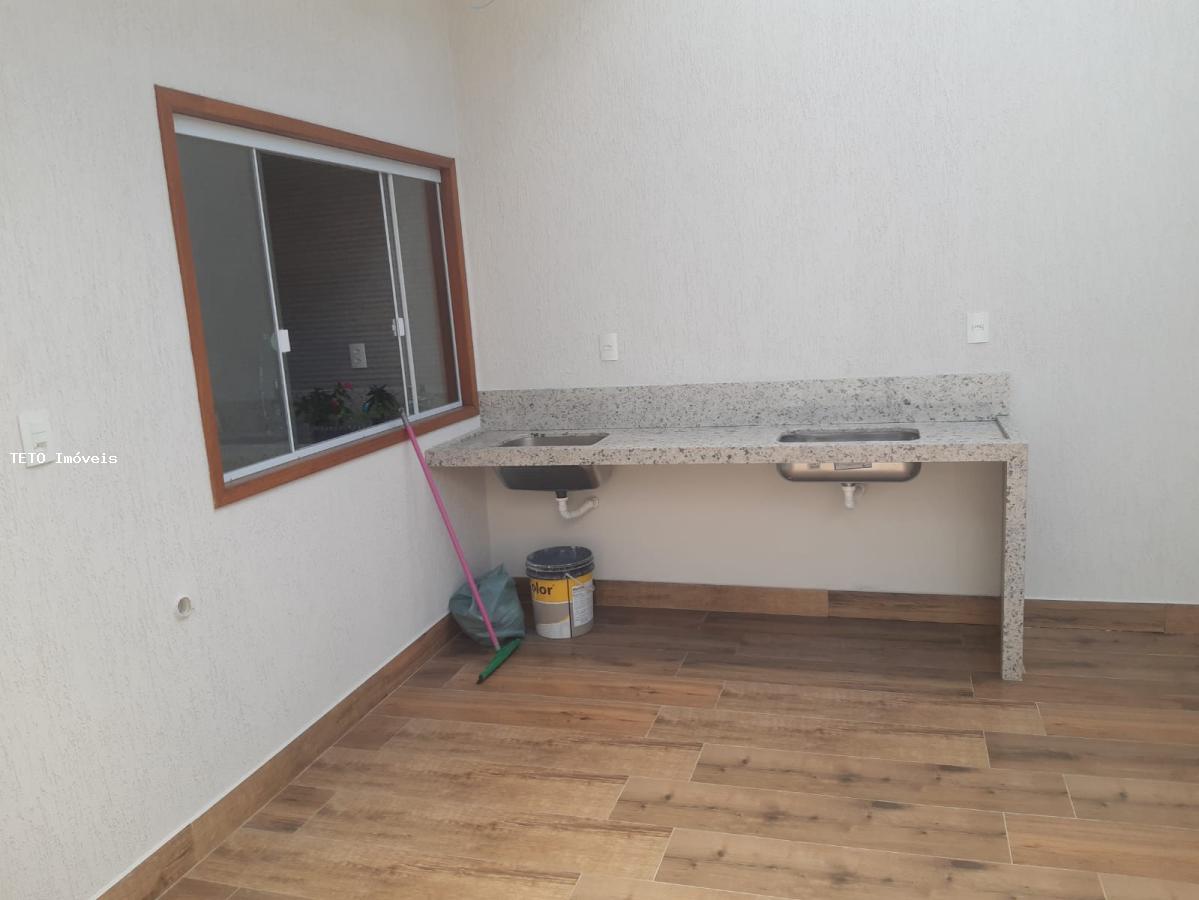 Casa à venda com 3 quartos, 174m² - Foto 21