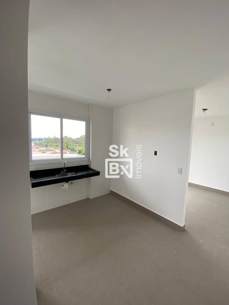 Apartamento à venda com 2 quartos, 62m² - Foto 14