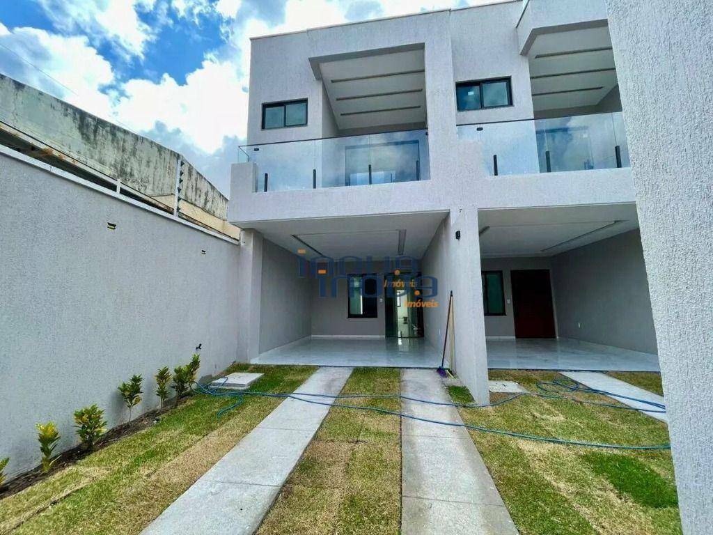 Casa à venda com 4 quartos, 132m² - Foto 1