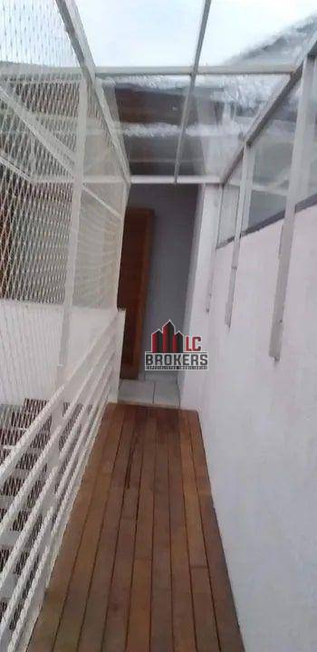 Sobrado para alugar com 4 quartos, 250m² - Foto 2