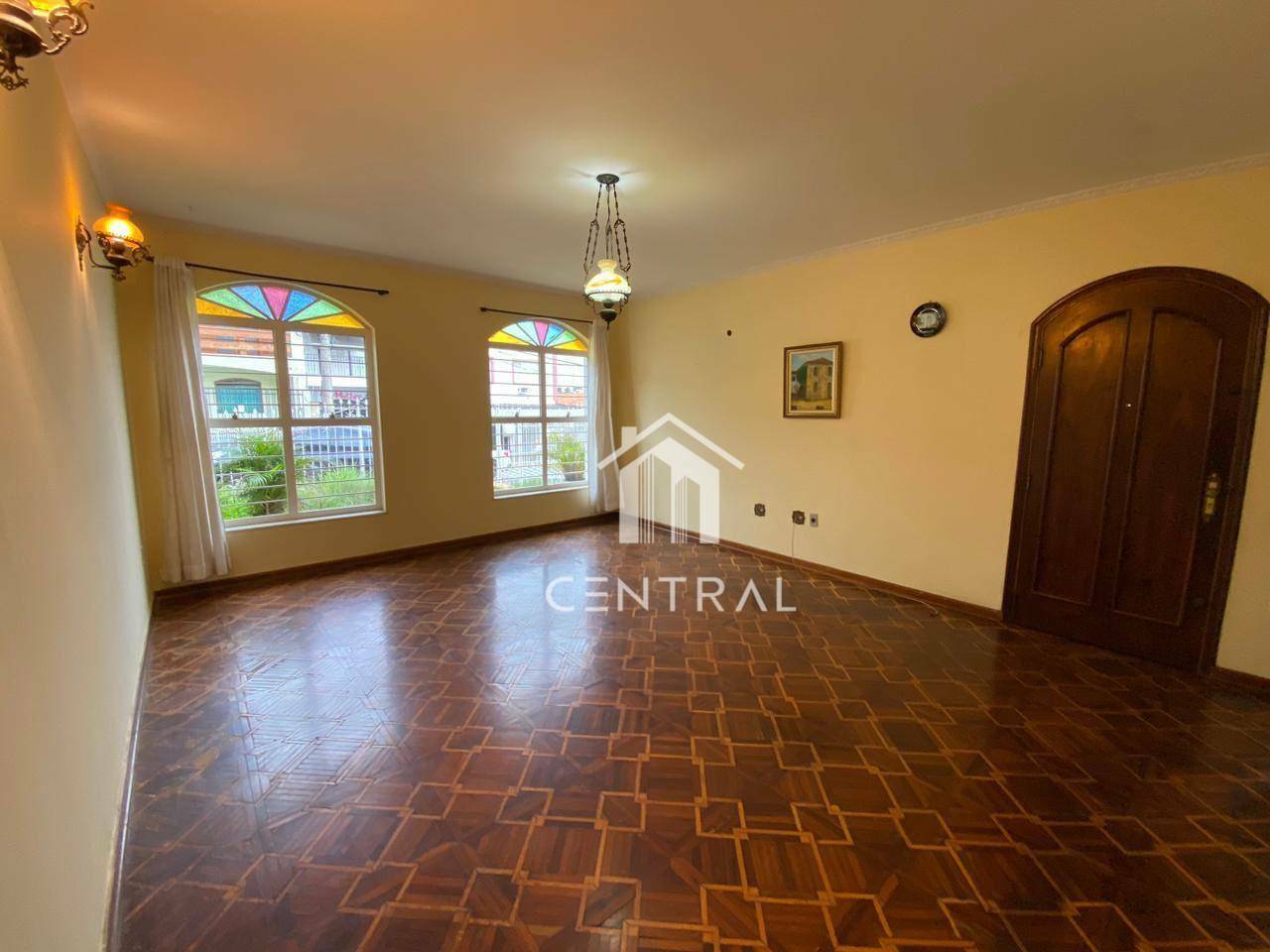 Casa à venda com 3 quartos, 220m² - Foto 9