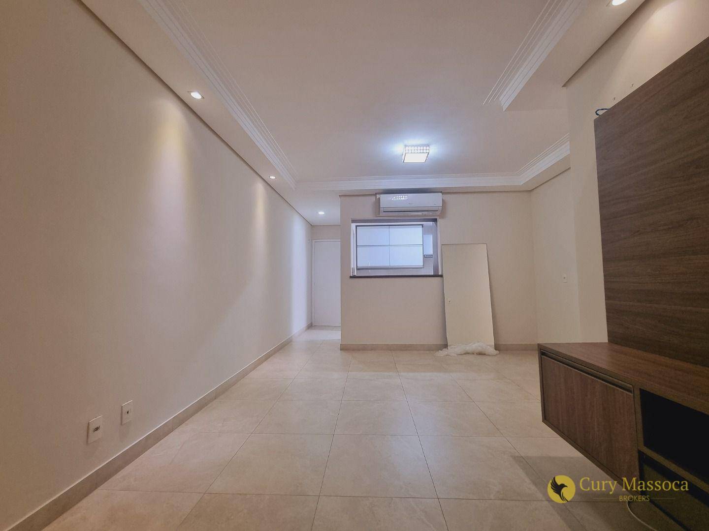 Apartamento para alugar com 2 quartos, 65m² - Foto 4