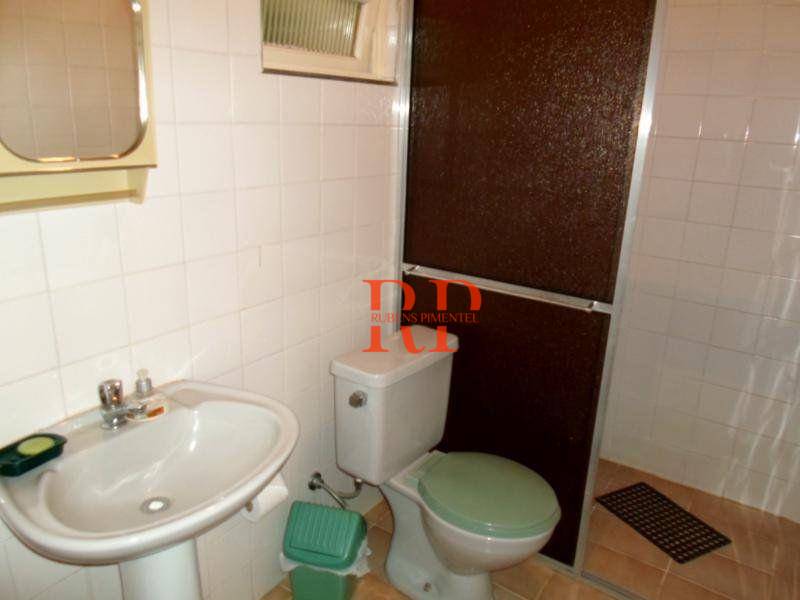Chácara à venda com 8 quartos, 600m² - Foto 4